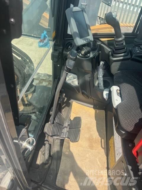 CASE CX 50 D 小型挖土機/掘鑿機<7t(小型挖掘機)