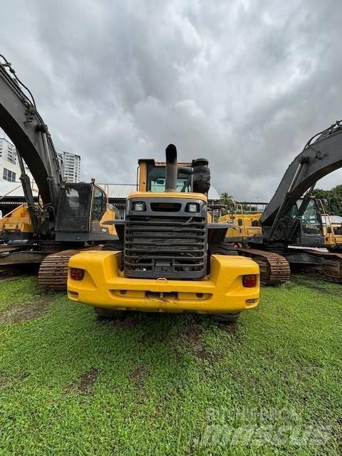 Volvo L 90 F 輪胎式裝載機