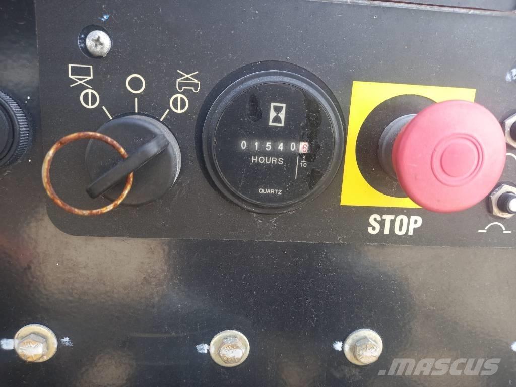 Genie GS 3369 RT 剪式升降機