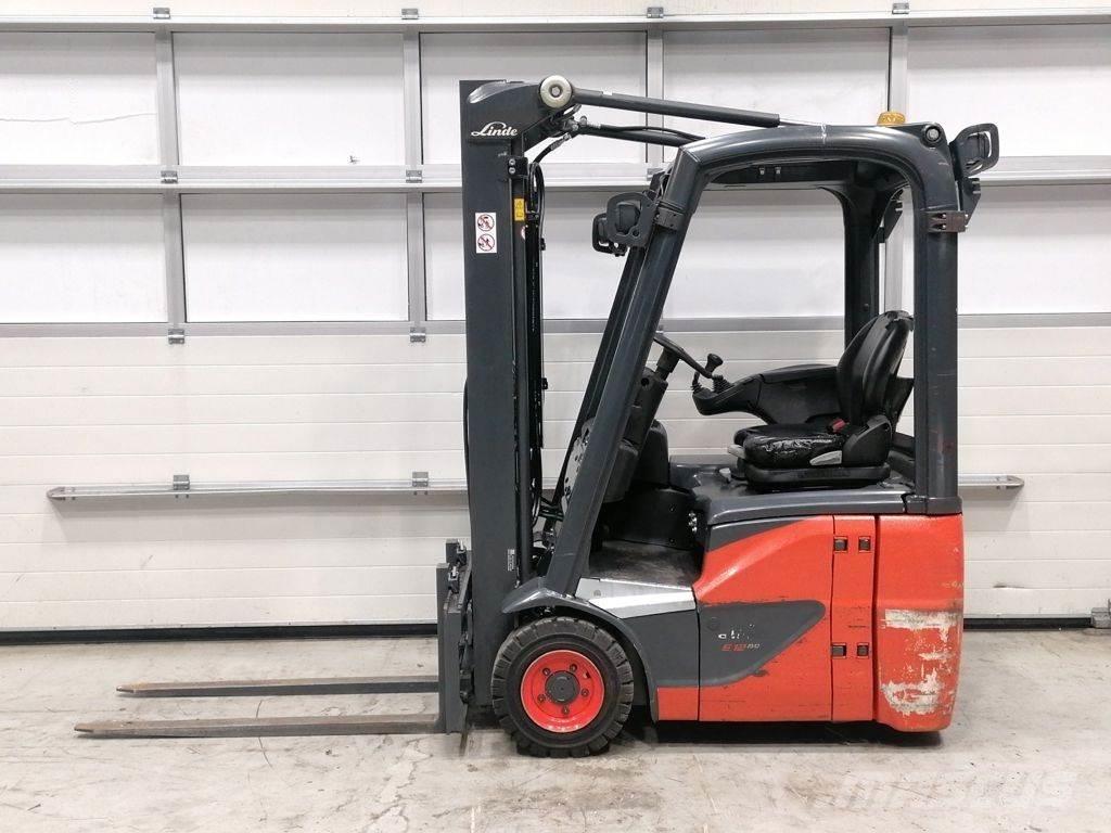 Linde E12-02 電動堆高機