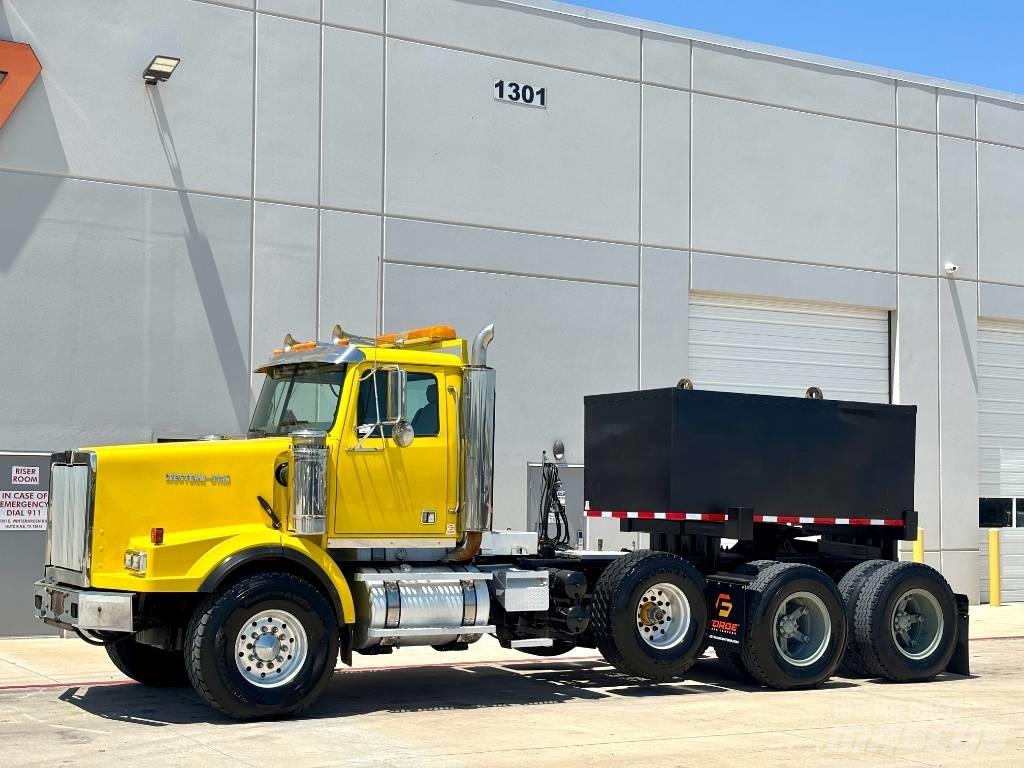 Western Star 4900 SA 曳引機組件