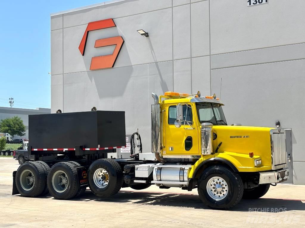 Western Star 4900 SA 曳引機組件