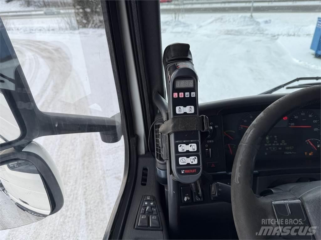 Volvo FH540 6x2 吊鉤式起重車
