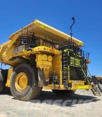 Komatsu 830 E-5 鉸接式起吊車