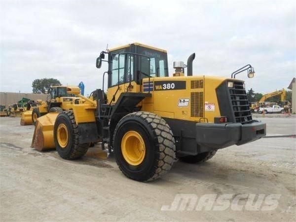 Komatsu WA 380-6 輪胎式裝載機