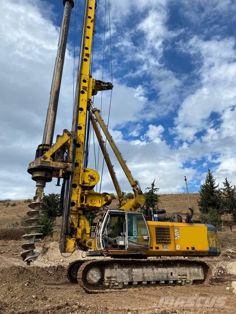 Bauer BG 36 重型鑽孔機