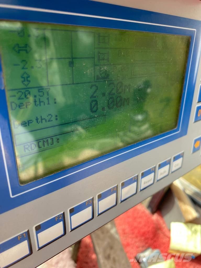 Bauer BG 36 重型鑽孔機