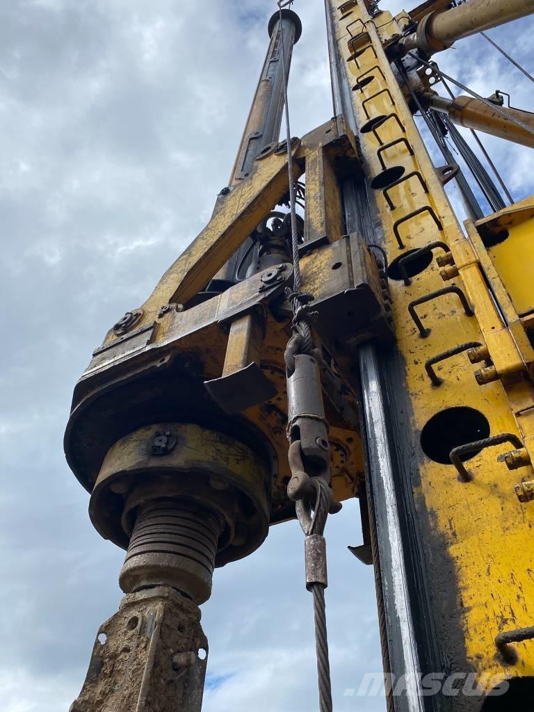 Bauer BG 36 重型鑽孔機