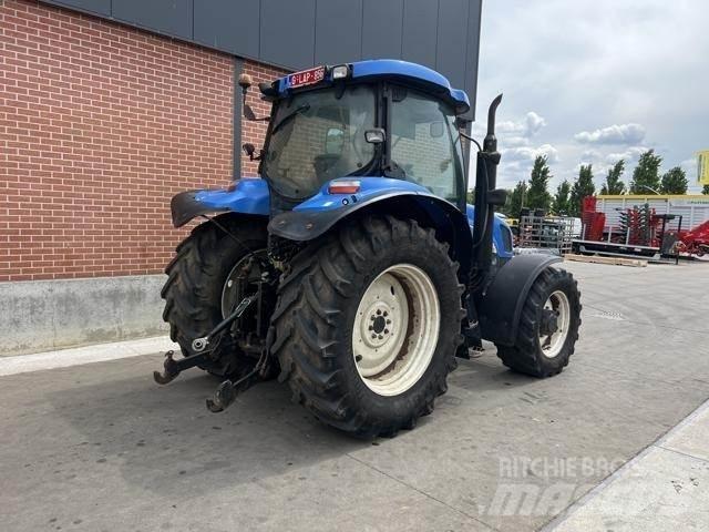 New Holland T6030 曳引機