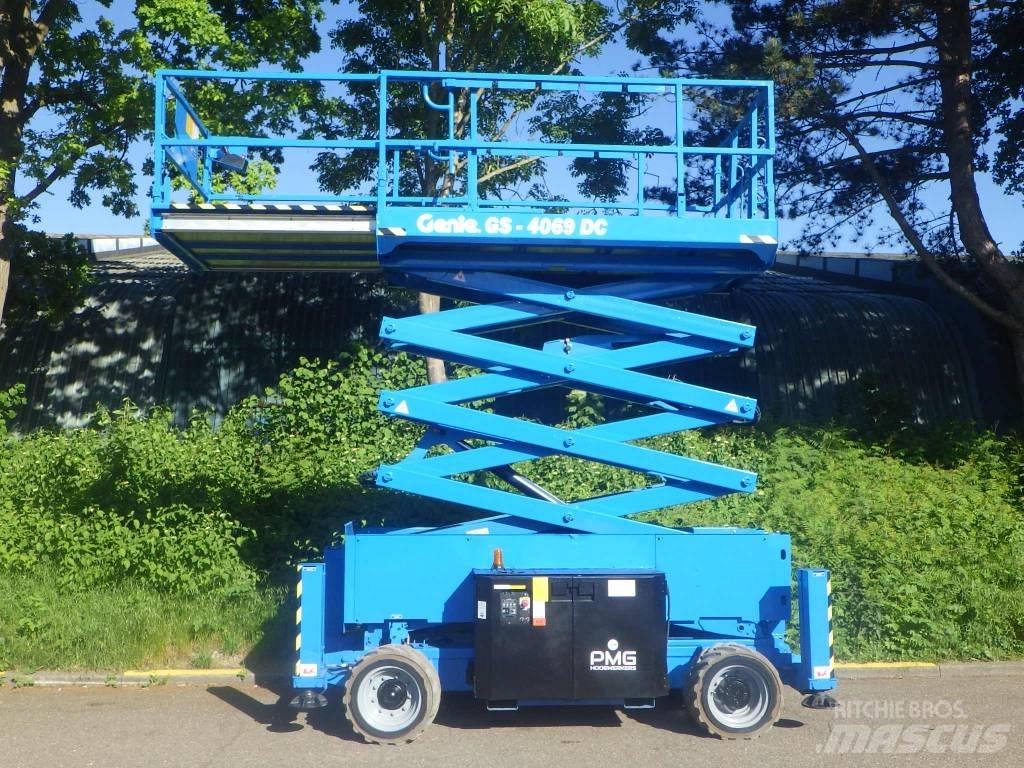 Genie GS4069DC 剪式升降機
