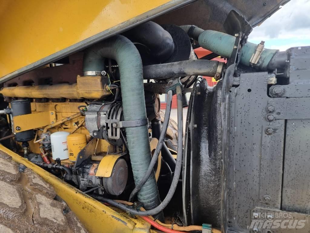 CAT CS 683 E 單輪滾壓機
