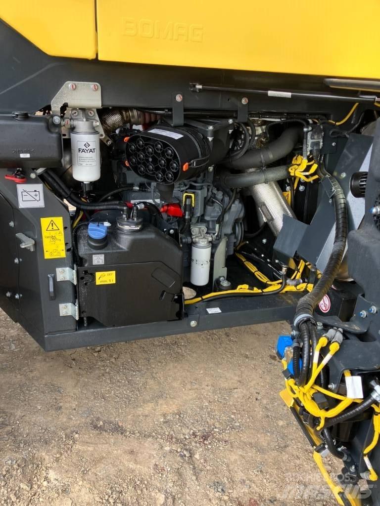 Bomag BW 174 APO-4v 雙輪滾壓機