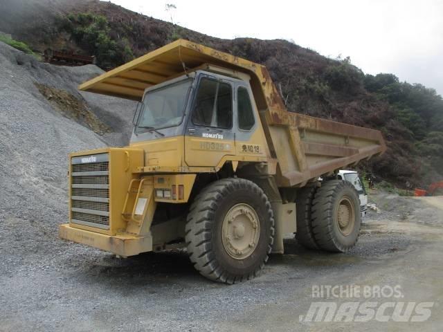 Komatsu HD325-6E0 履帶式傾卸車/翻斗車