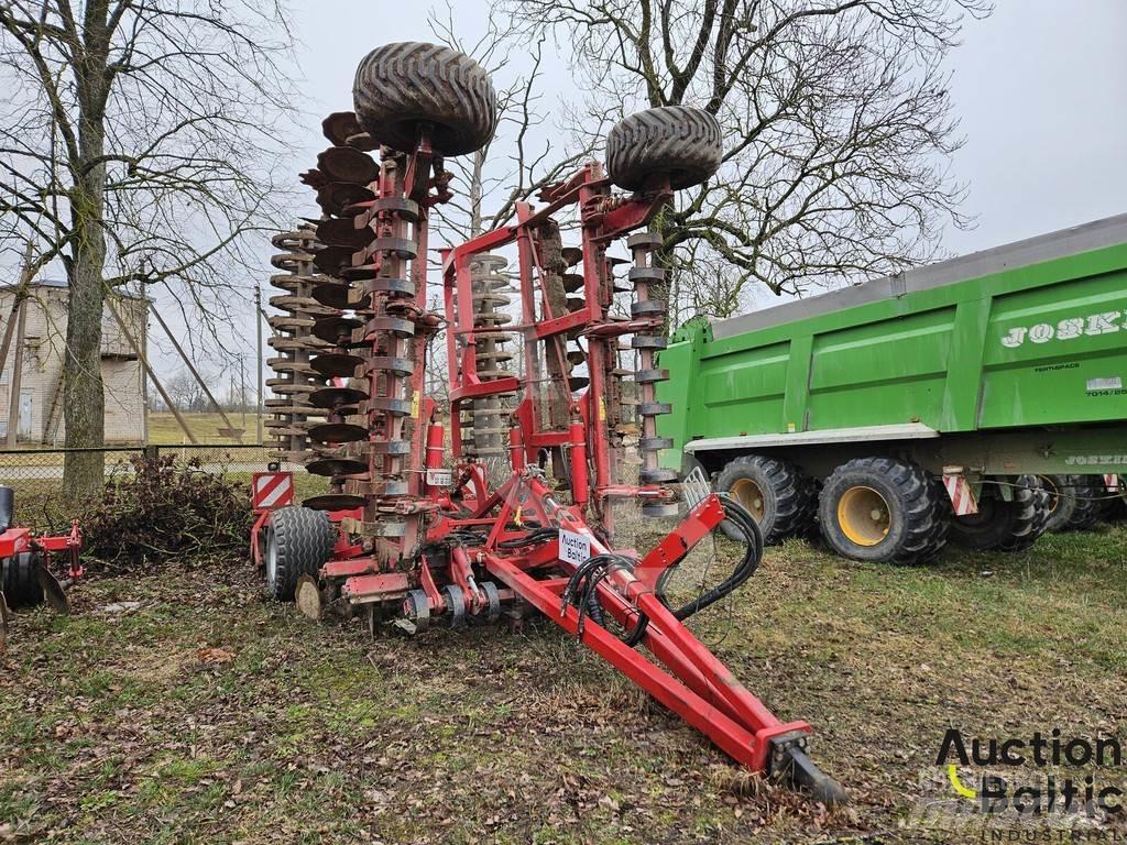 Horsch Joker 8 RT 中耕管理機