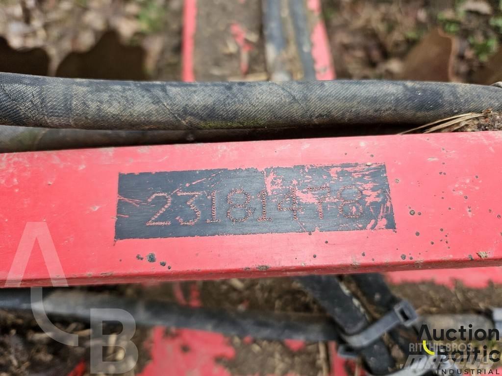 Horsch Joker 8 RT 中耕管理機