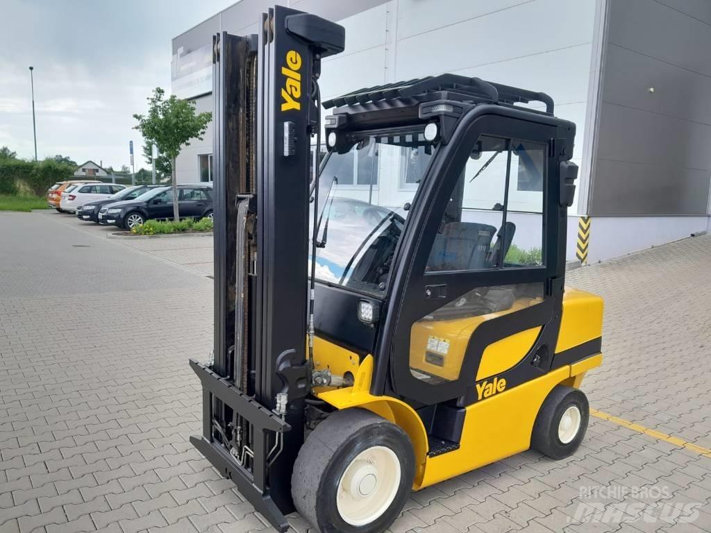 Yale GDP35VX 柴油卡車