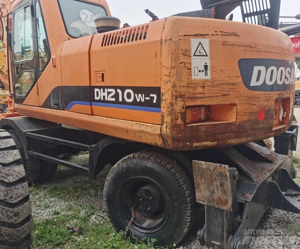 Doosan DH 210 W-7 旋轉式挖土機/掘鑿機/挖掘機