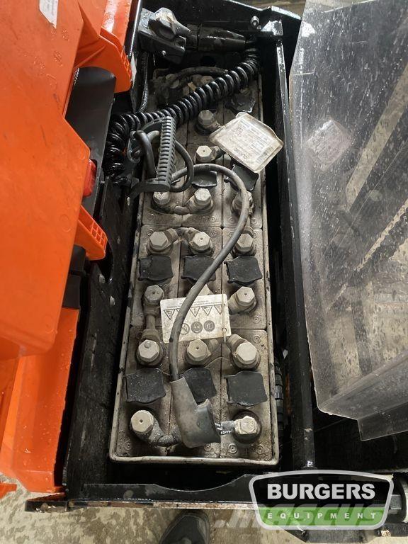 BT SWE120 行走控制式堆積機