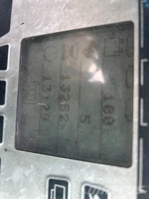 Still RX 60-30 電動堆高機