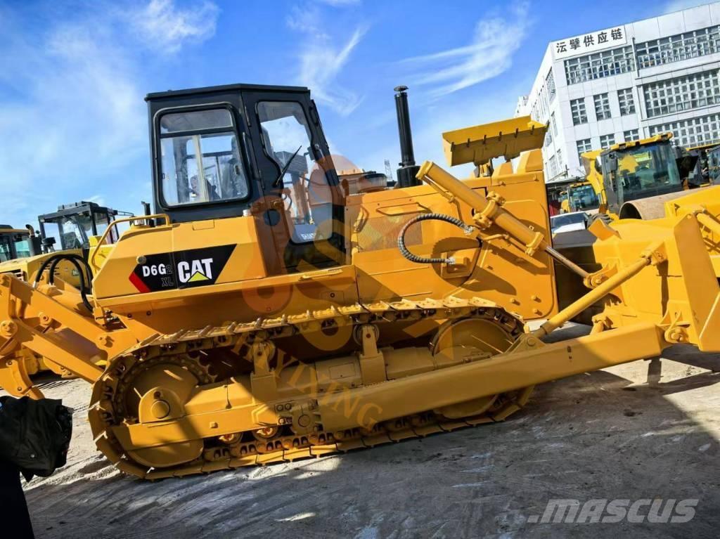 CAT D6G 平土機