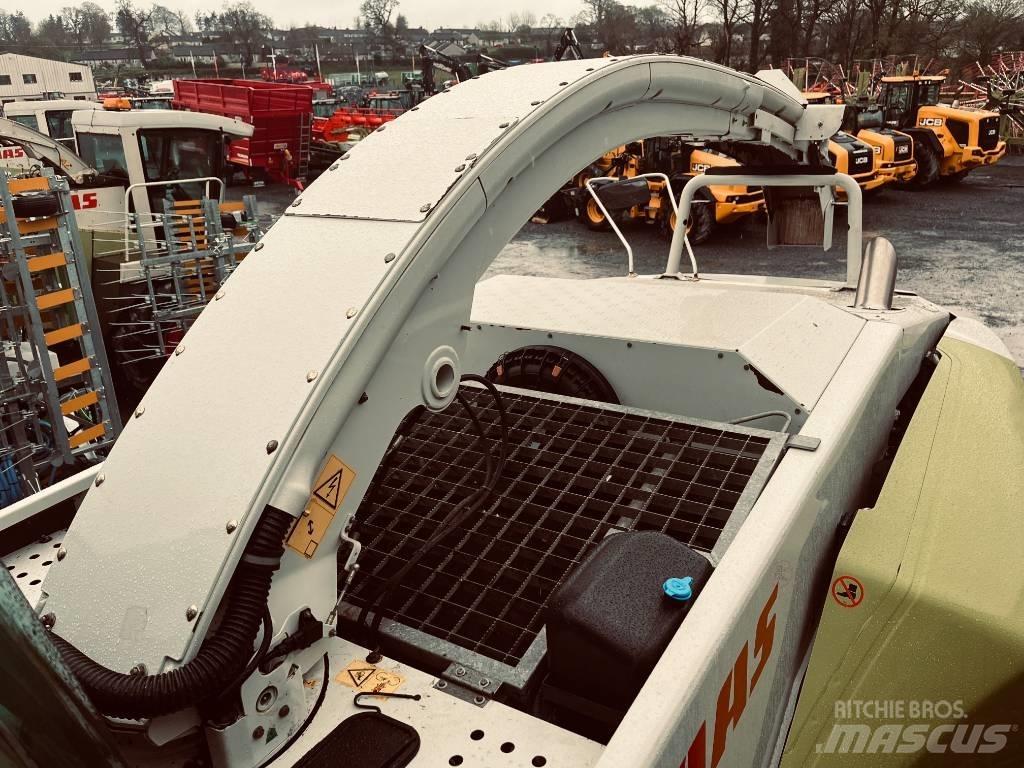CLAAS Jaguar 840 自走式飼料採集機