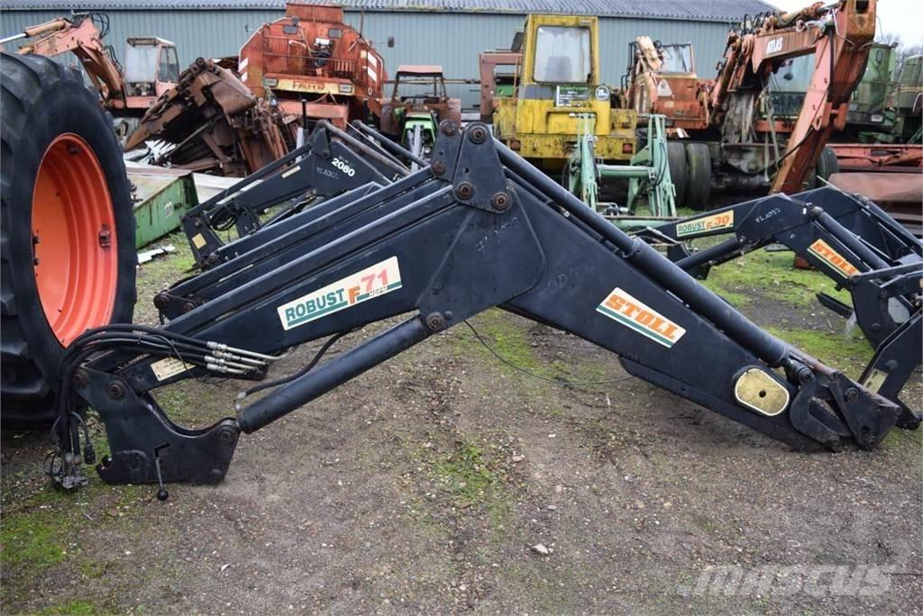 Stoll Robust F71 前端裝載機和挖掘機