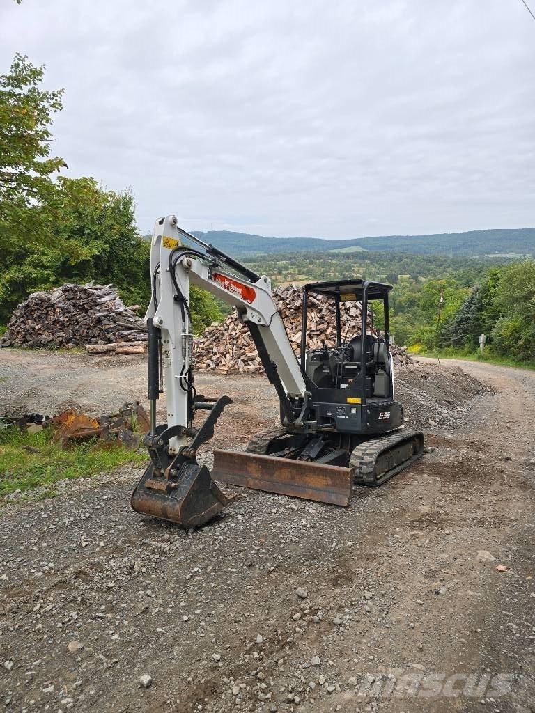 Bobcat E 35 小型挖土機/掘鑿機<7t(小型挖掘機)