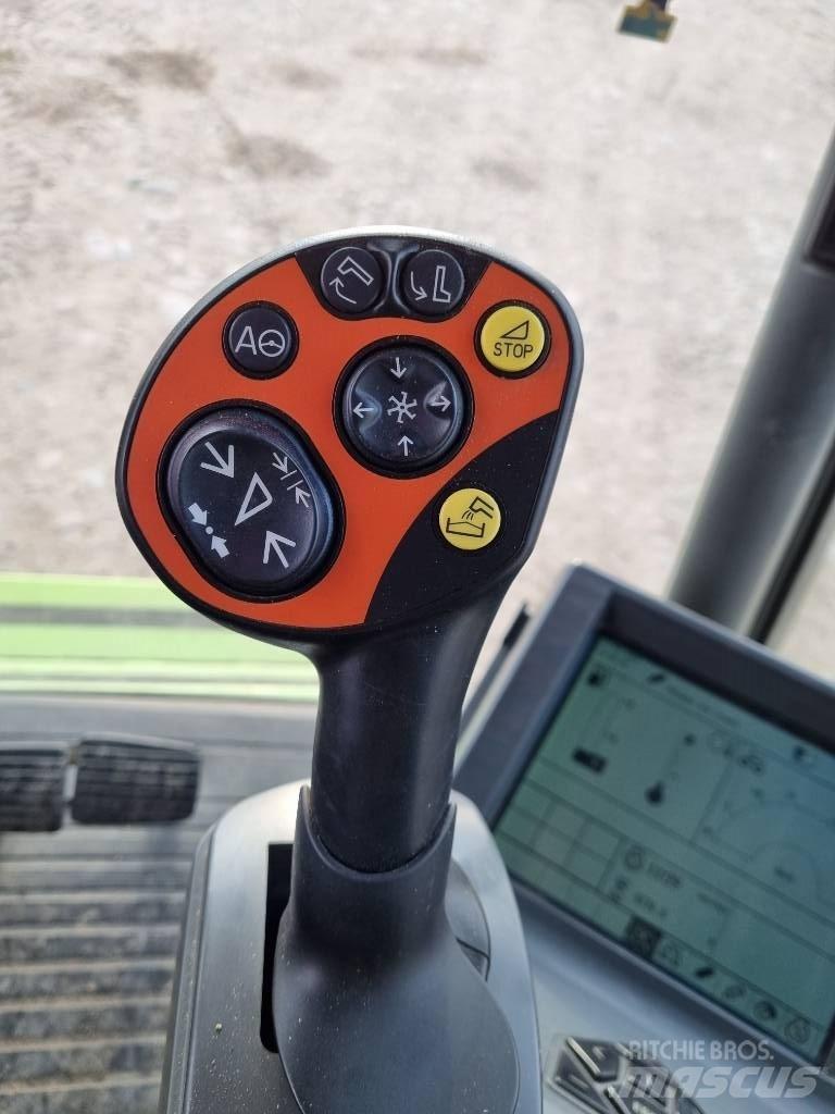 CLAAS Lexion 600 聯合收穫機