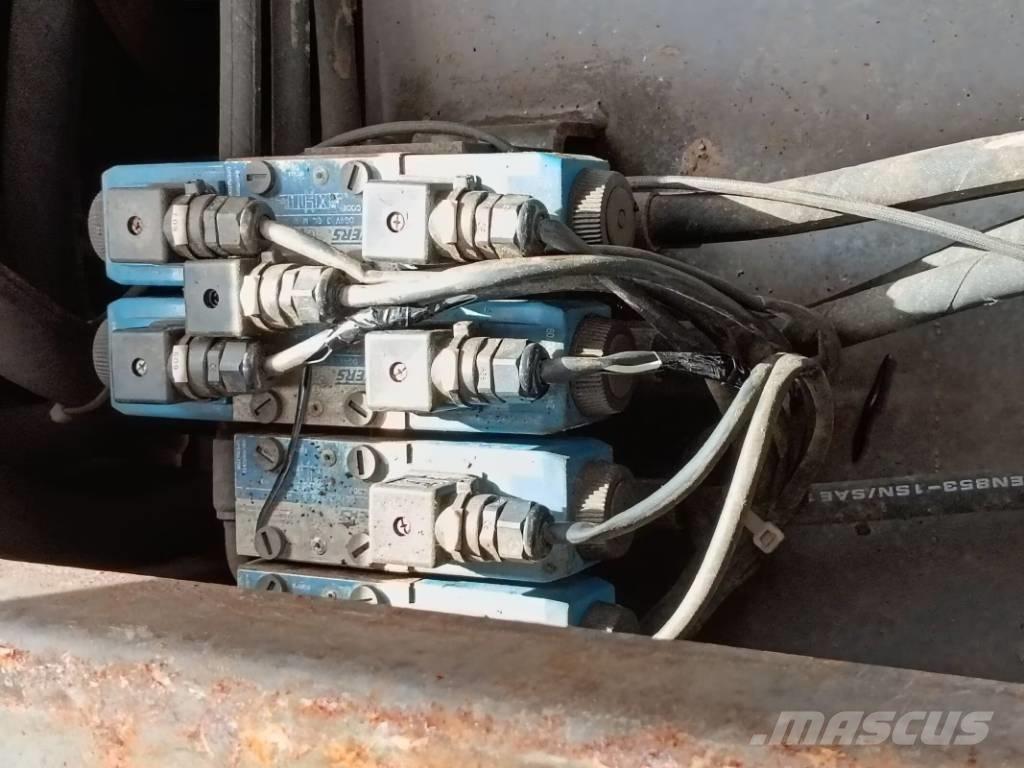 Sany SRSC 45 C30 前伸型堆積機