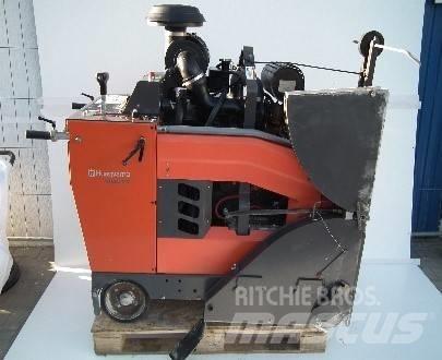 Husqvarna FS 6000D 其他