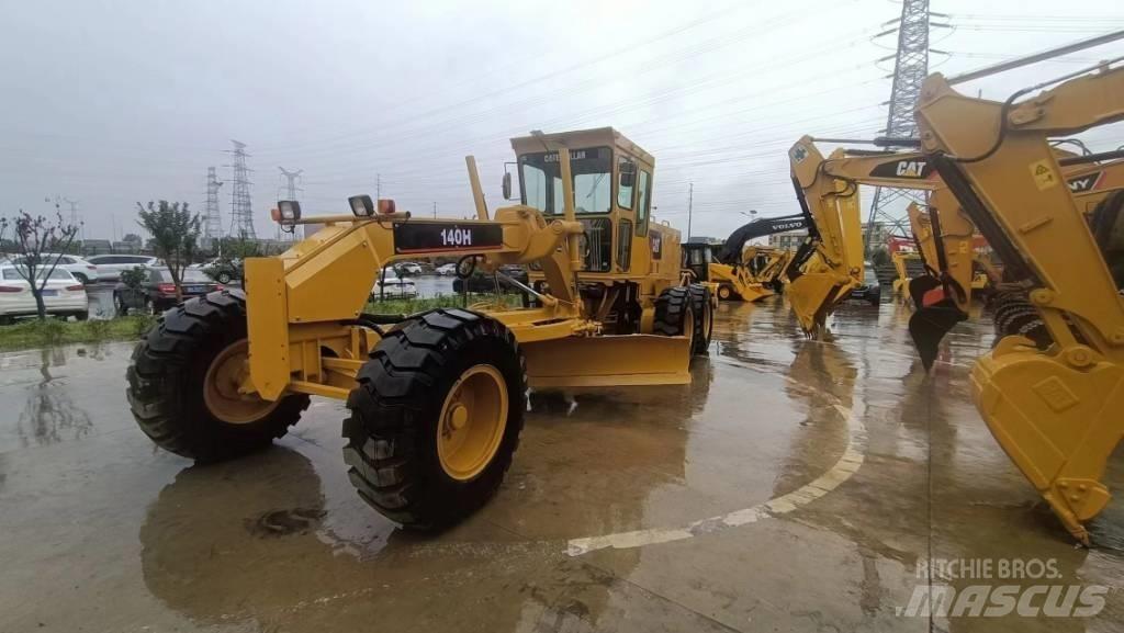 CAT 140 H 平土機