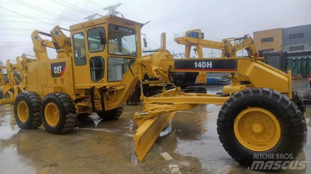 CAT 140 H 平土機