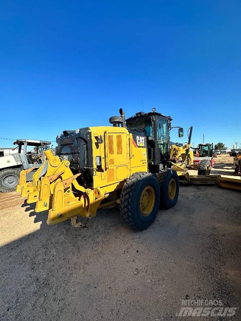 CAT 12 M 2 平土機