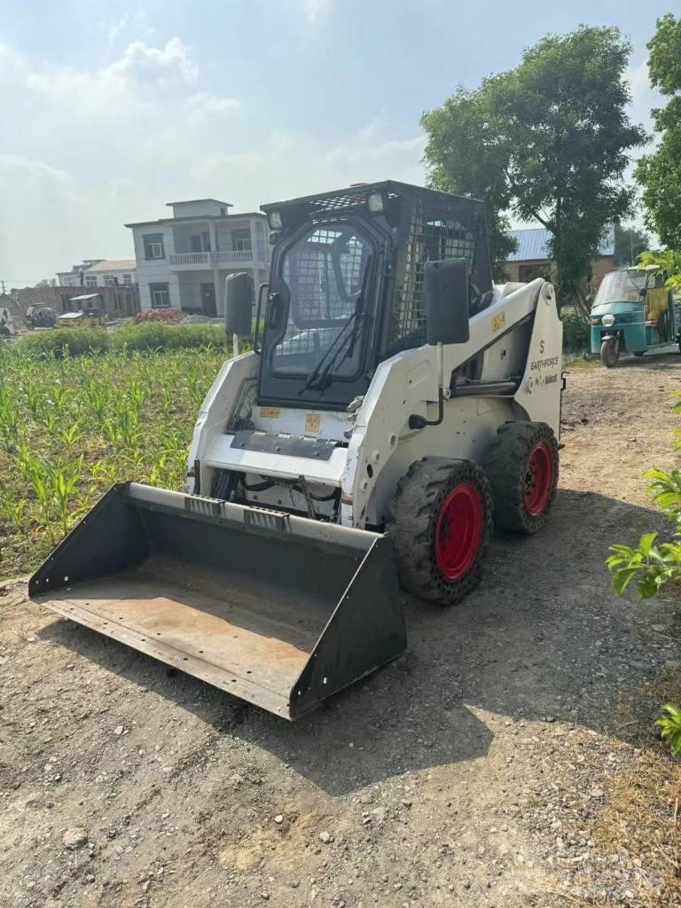 Bobcat S16 滑移轉向裝載機