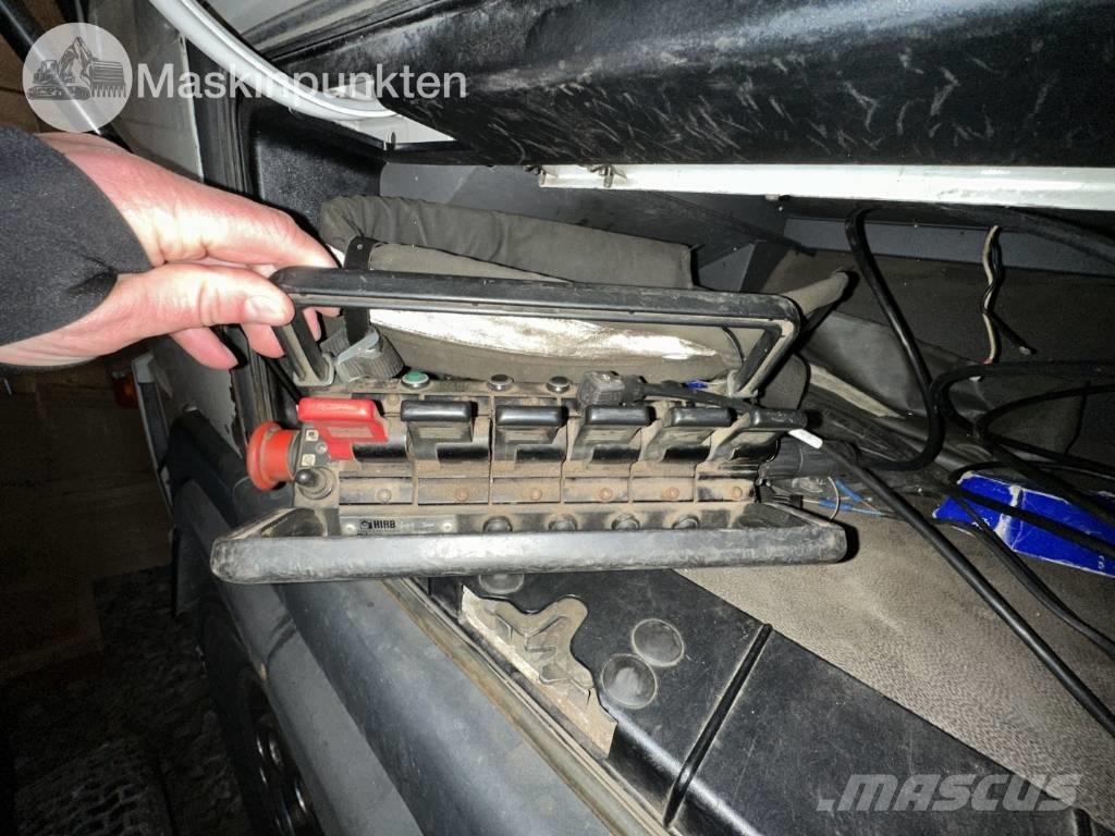 Volvo FM 480 起重機卡車