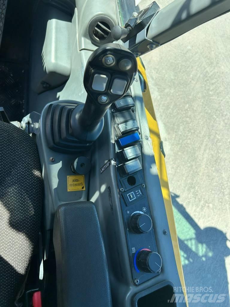 Wille 265 小型曳引機