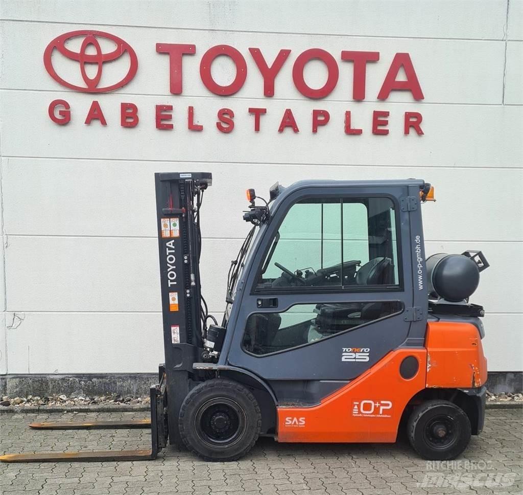 Toyota 02-8FGF25 液化石油氣LPG卡車