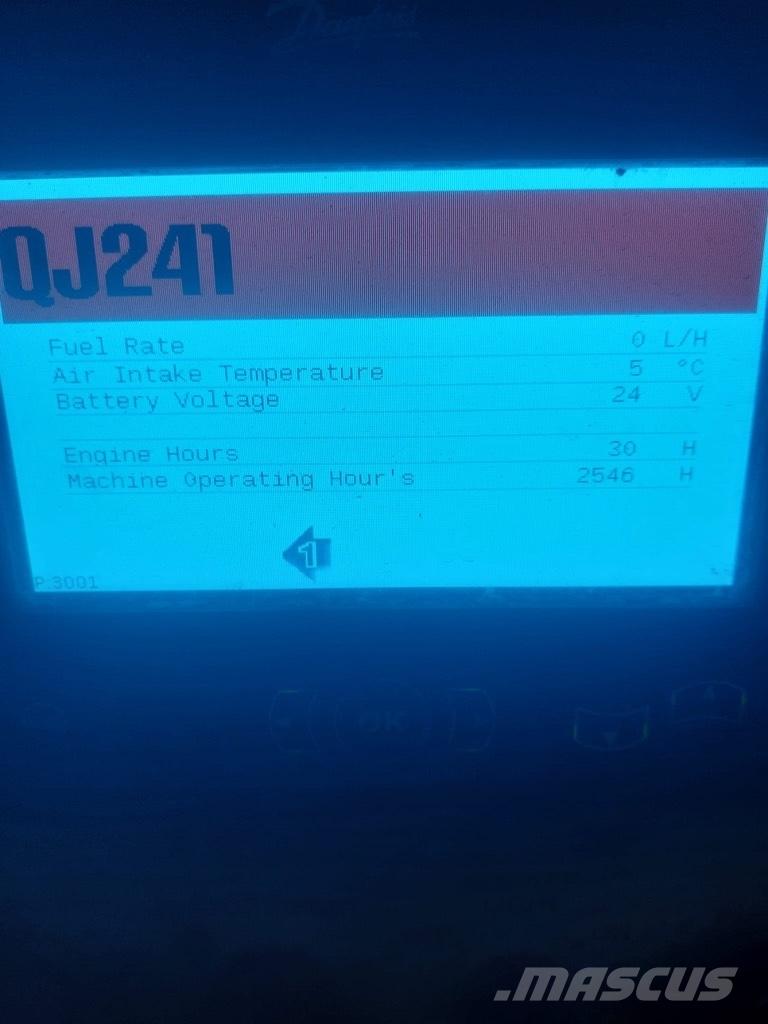 Sandvik QJ 241 移動式壓碎機