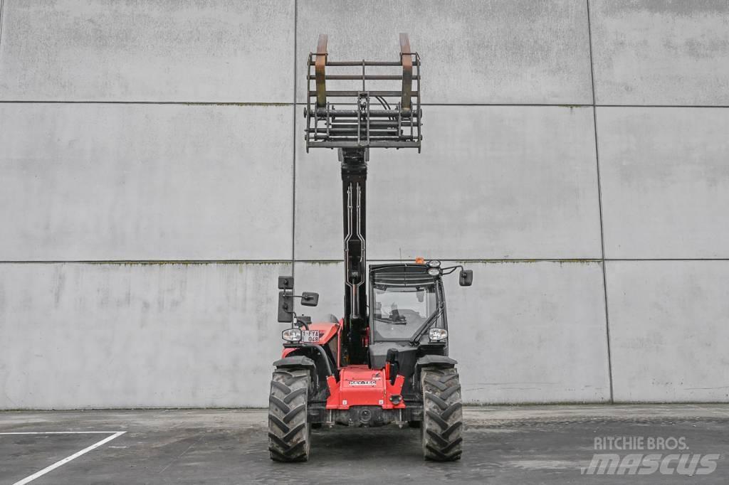 Manitou MLT 630 伸縮臂操作車