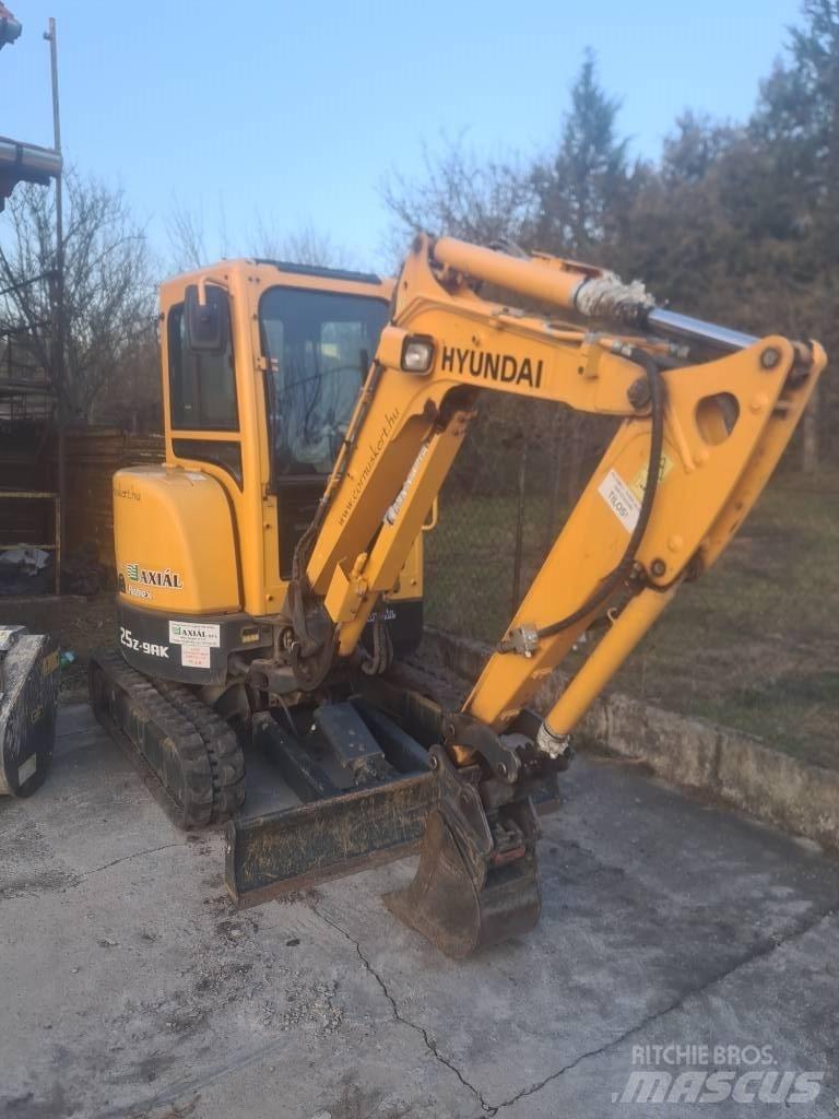 Hyundai R25Z-9 AK 小型挖土機/掘鑿機<7t(小型挖掘機)