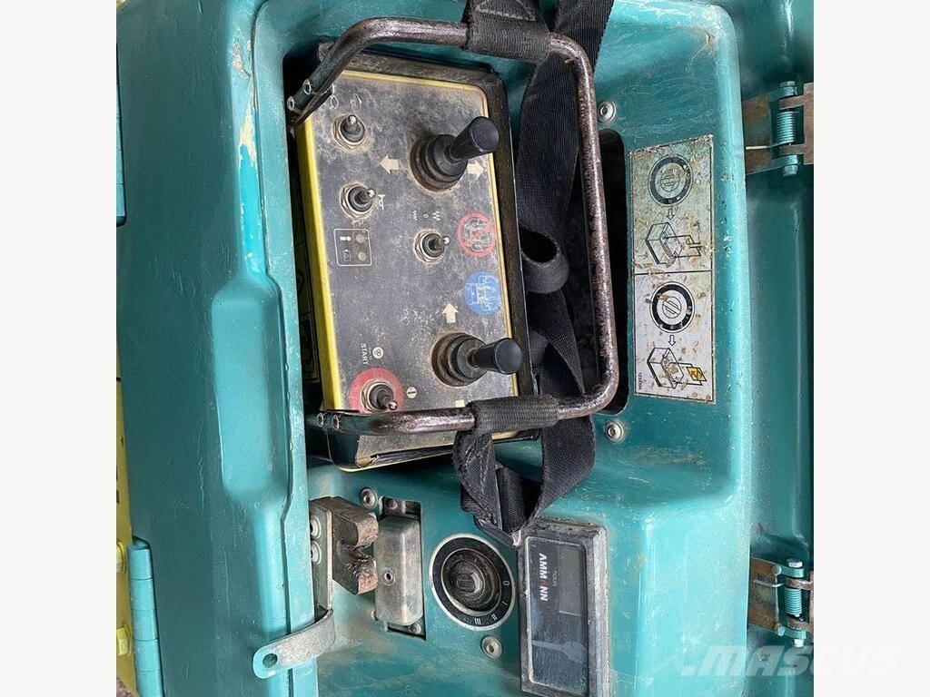 Ammann ARR 1575 雙輪滾壓機