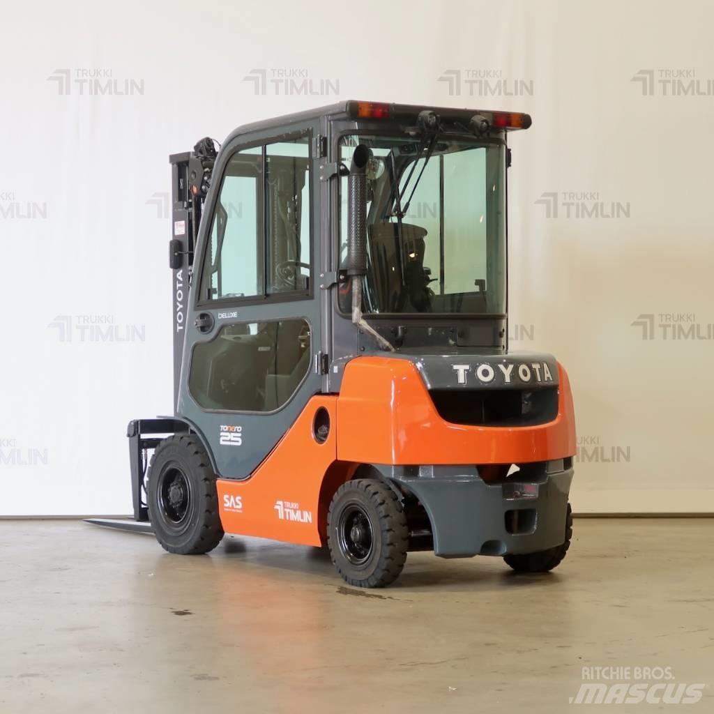 Toyota 52-8FDF25 柴油卡車