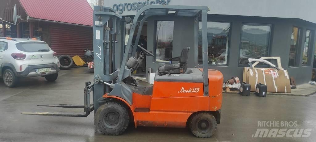 Baoli CPD 25 電動堆高機