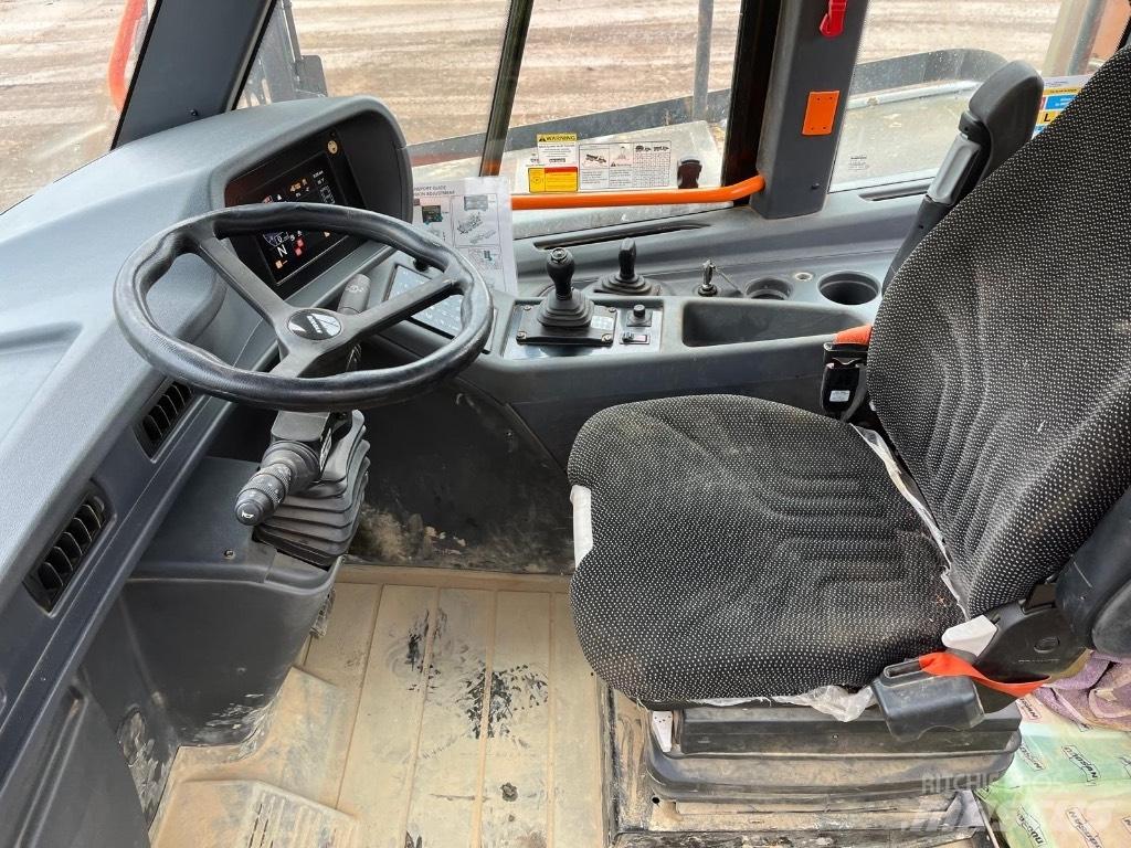 Doosan DA 30 鉸接式起吊車