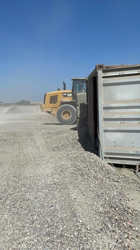 CAT 938 K 輪胎式裝載機