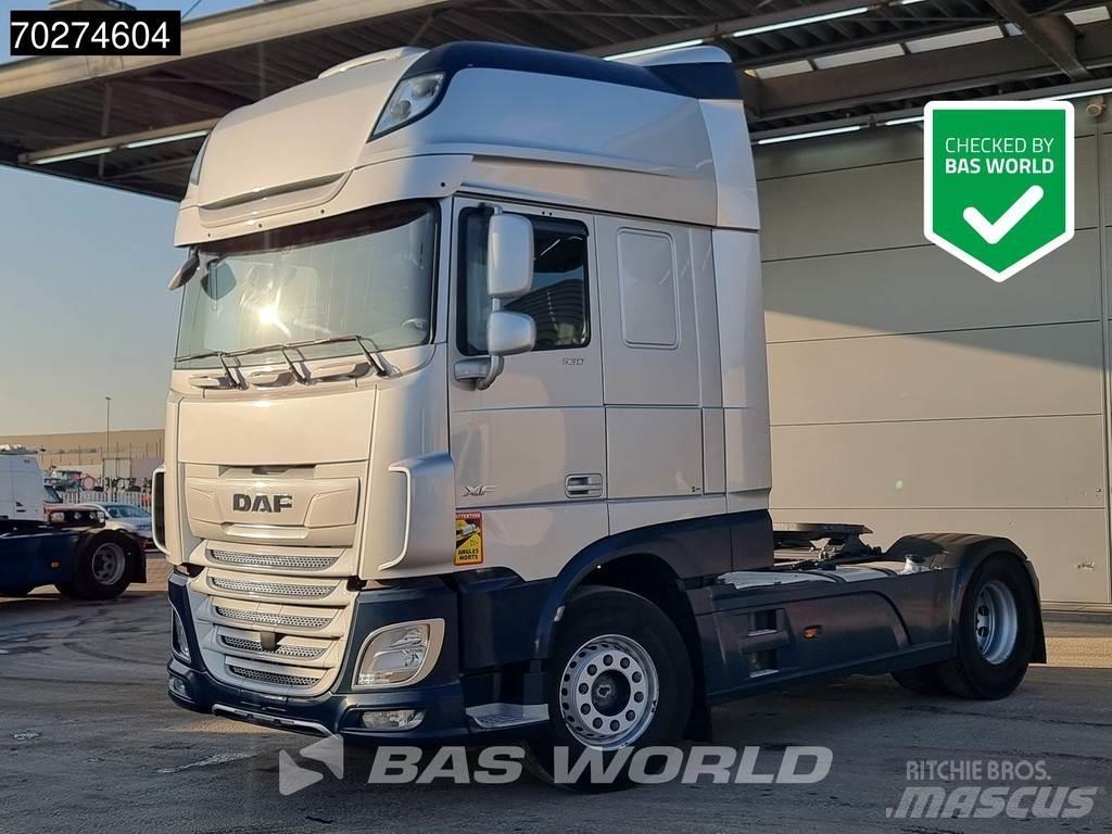 DAF XF 530 4X2 LED 曳引機組件