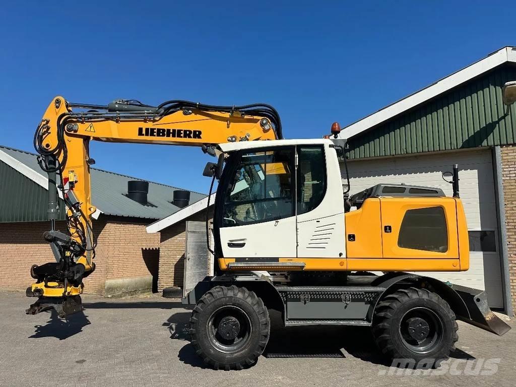 Liebherr A916 旋轉式挖土機/掘鑿機/挖掘機