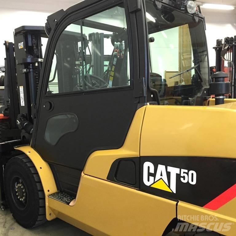 CAT DP 50 N 柴油卡車