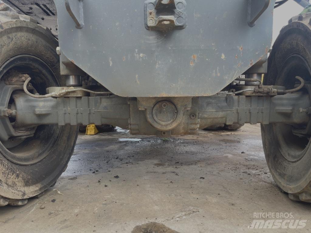 Liebherr A 910 Comp 軸