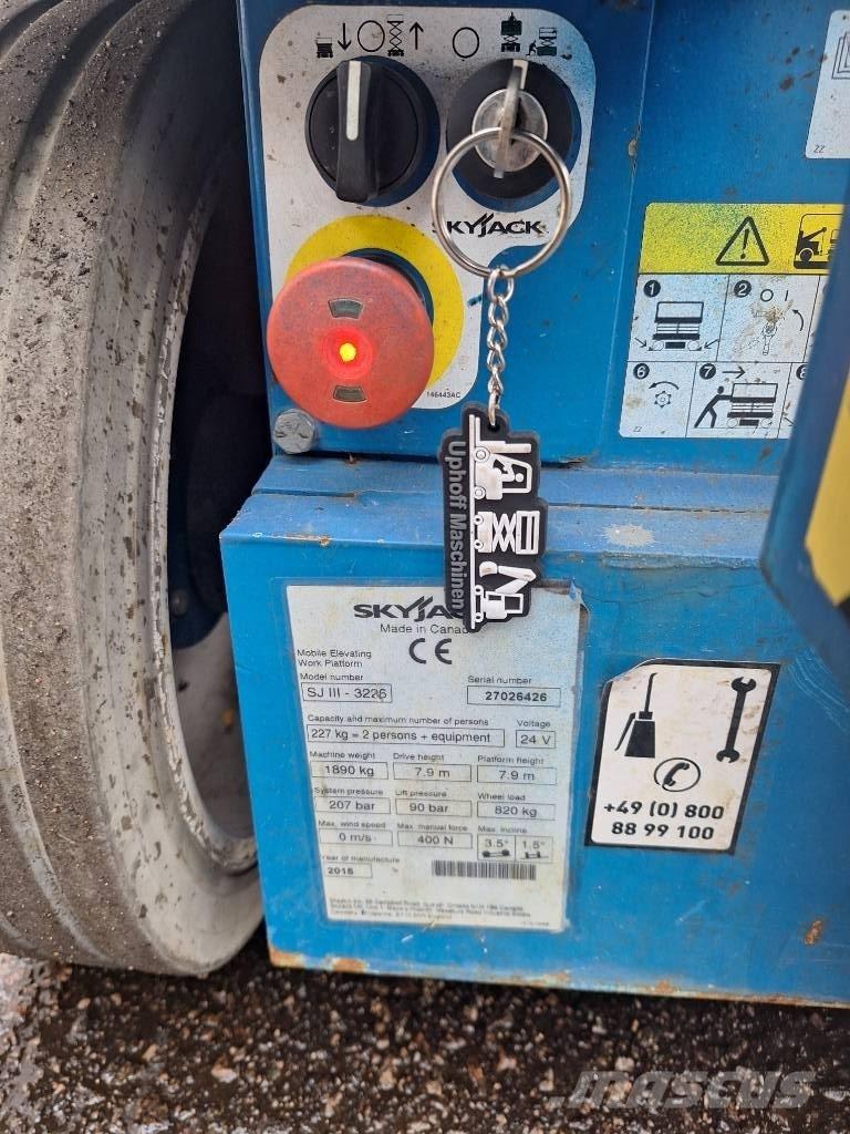 SkyJack SJ 3226 剪式升降機